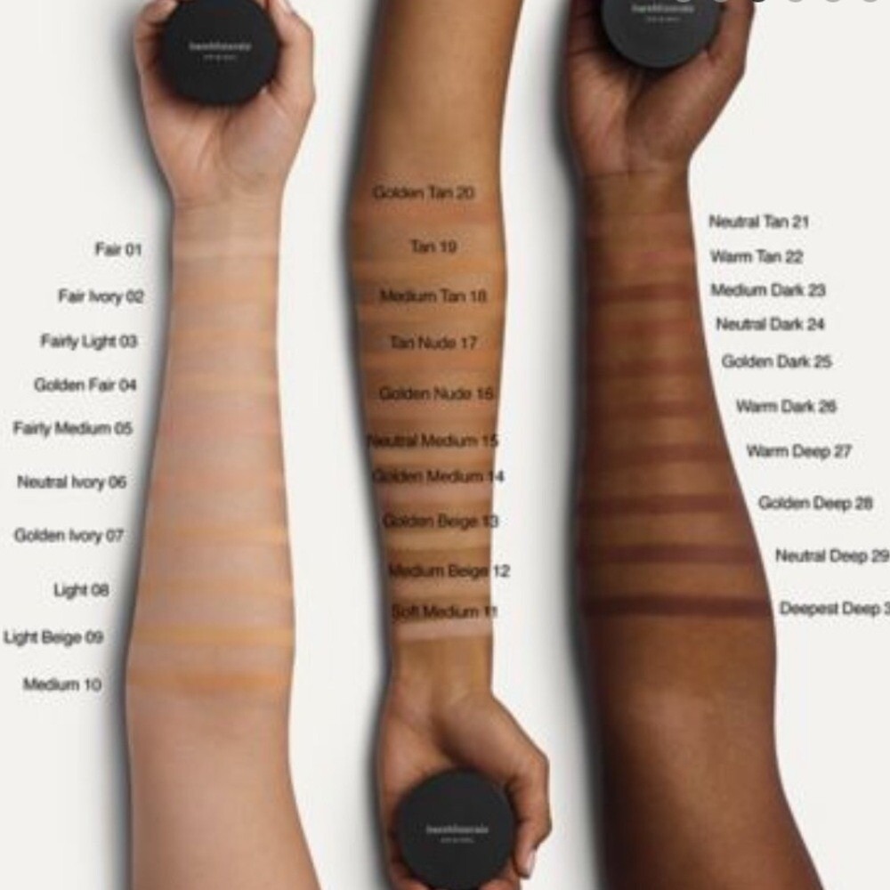 BareMinerals Matte SPF 15 Mineral Foundation Warm Deep W55 Skin Makeup 6g/.21oz - Picture 3 of 13